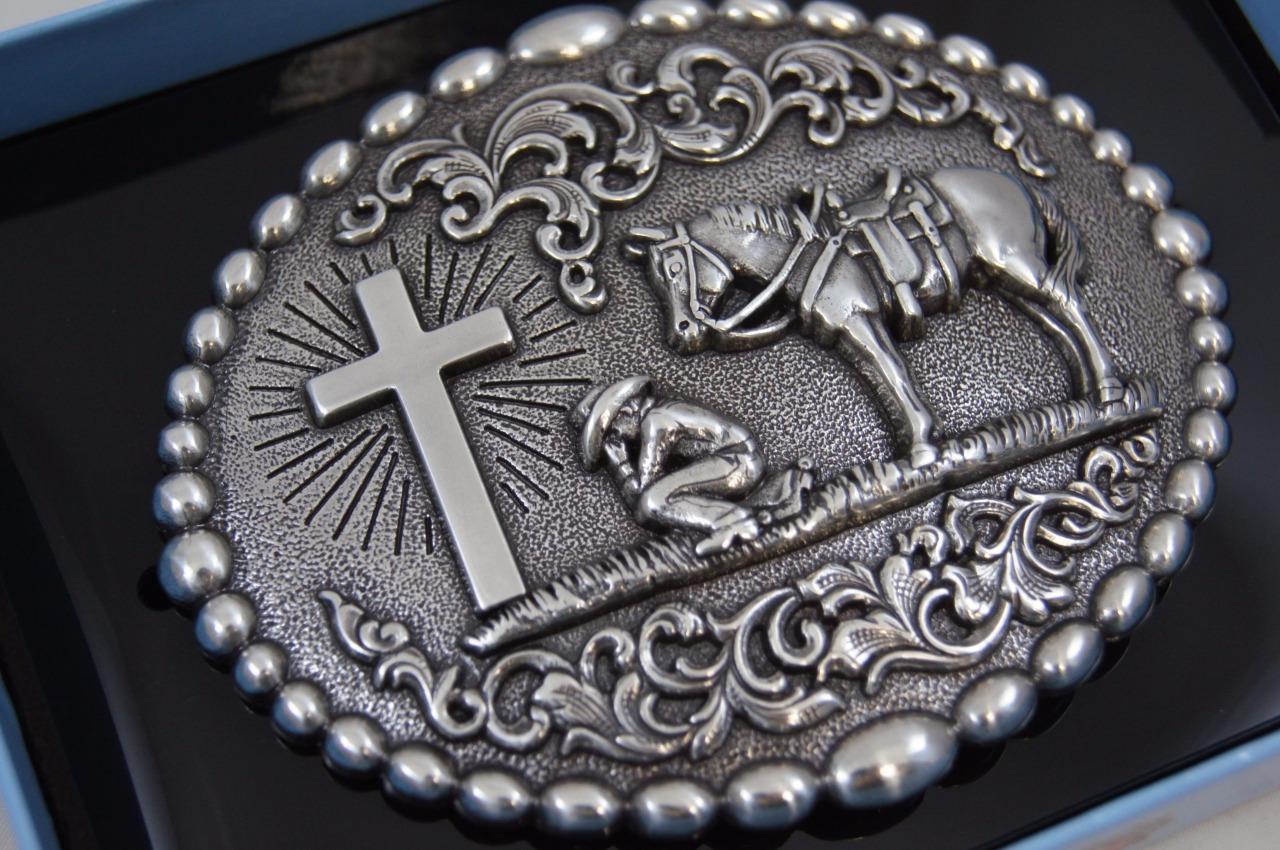 Nocona Western Belt Buckle Cowboy Man at Cross Praying Silver 37374