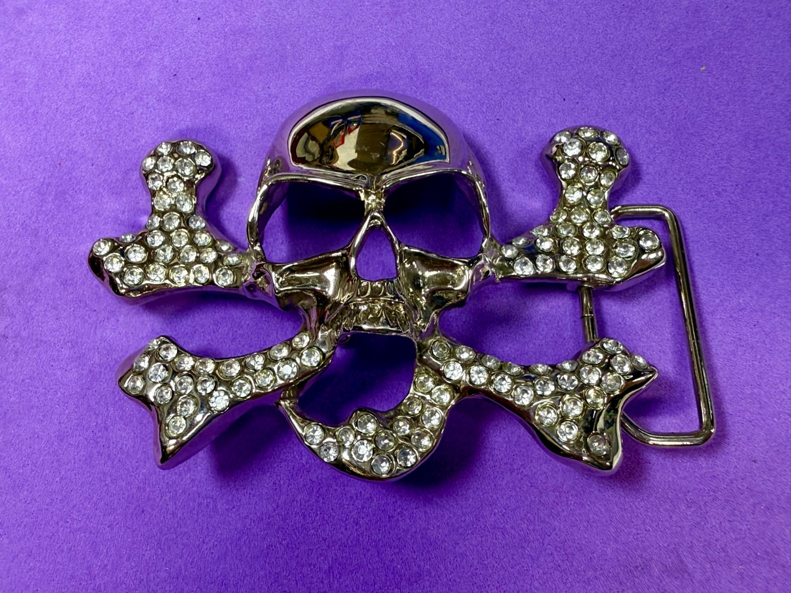 Skull and Crossbones – Clear Rhinestone Covered Cutout Gothic Punk Belt Buckle