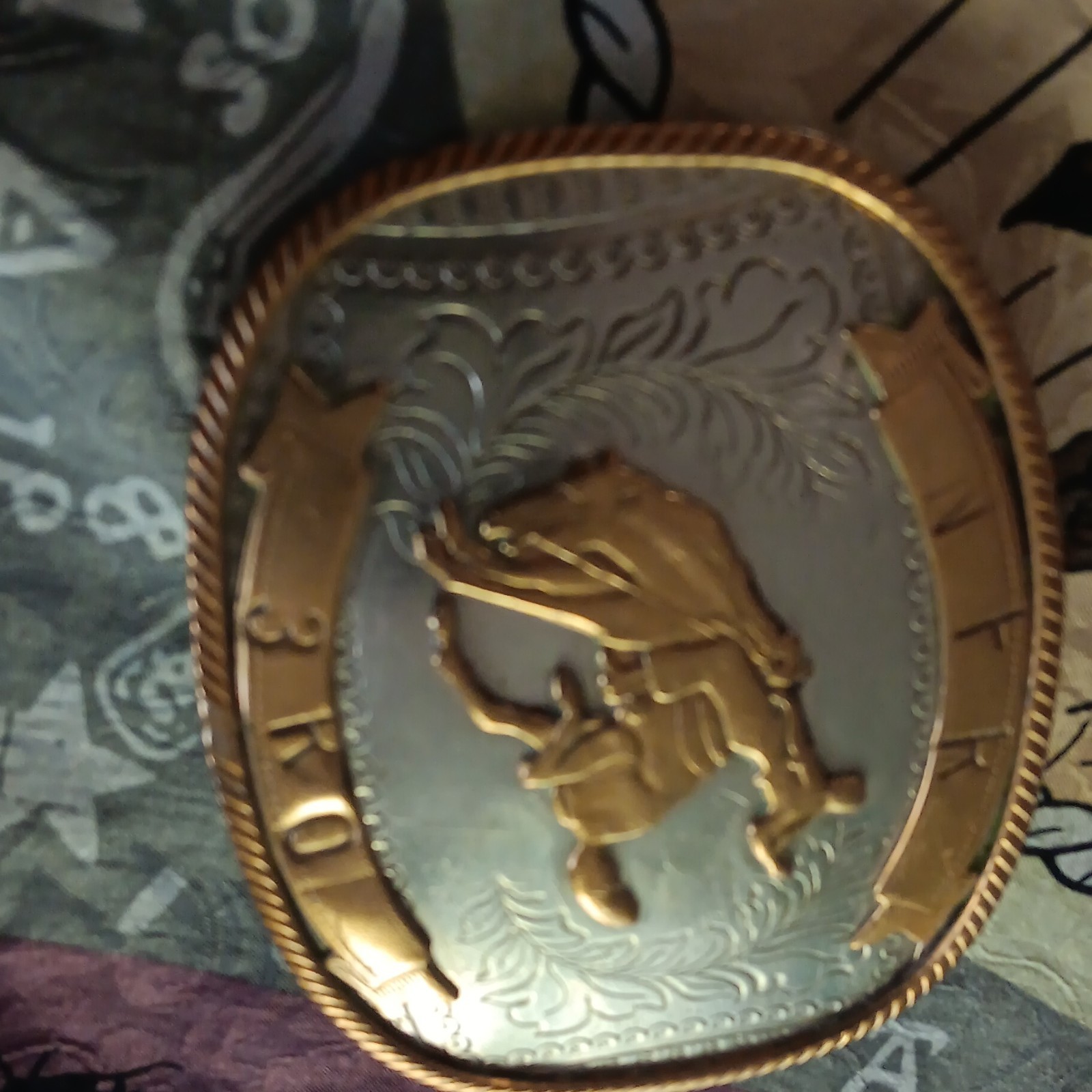 Men&rsquo;s Western Oval Belt Buckle Floral Engraved 2-Tone Antique 1.5in MPN 1973