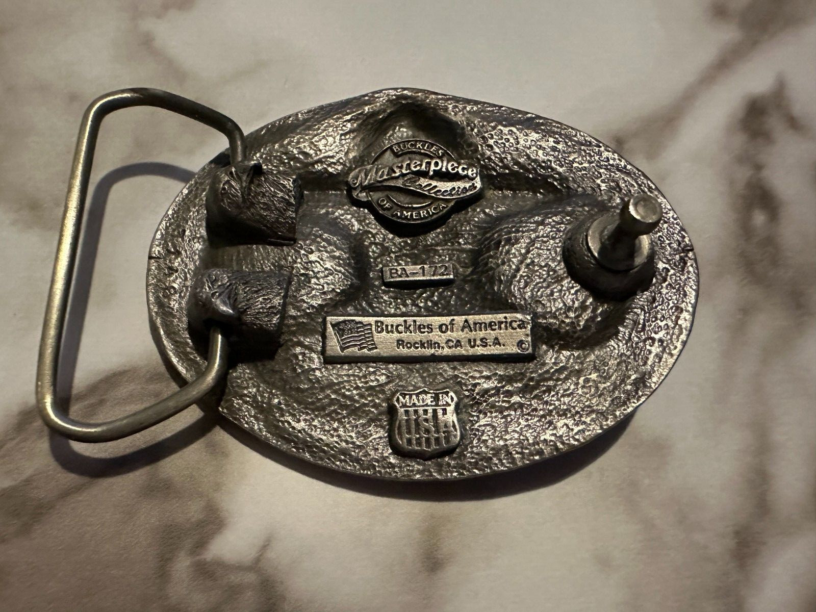1979 Buckles Of America Belt Buckle The « DUKE » JOHN WAYNE LIVES Buckle