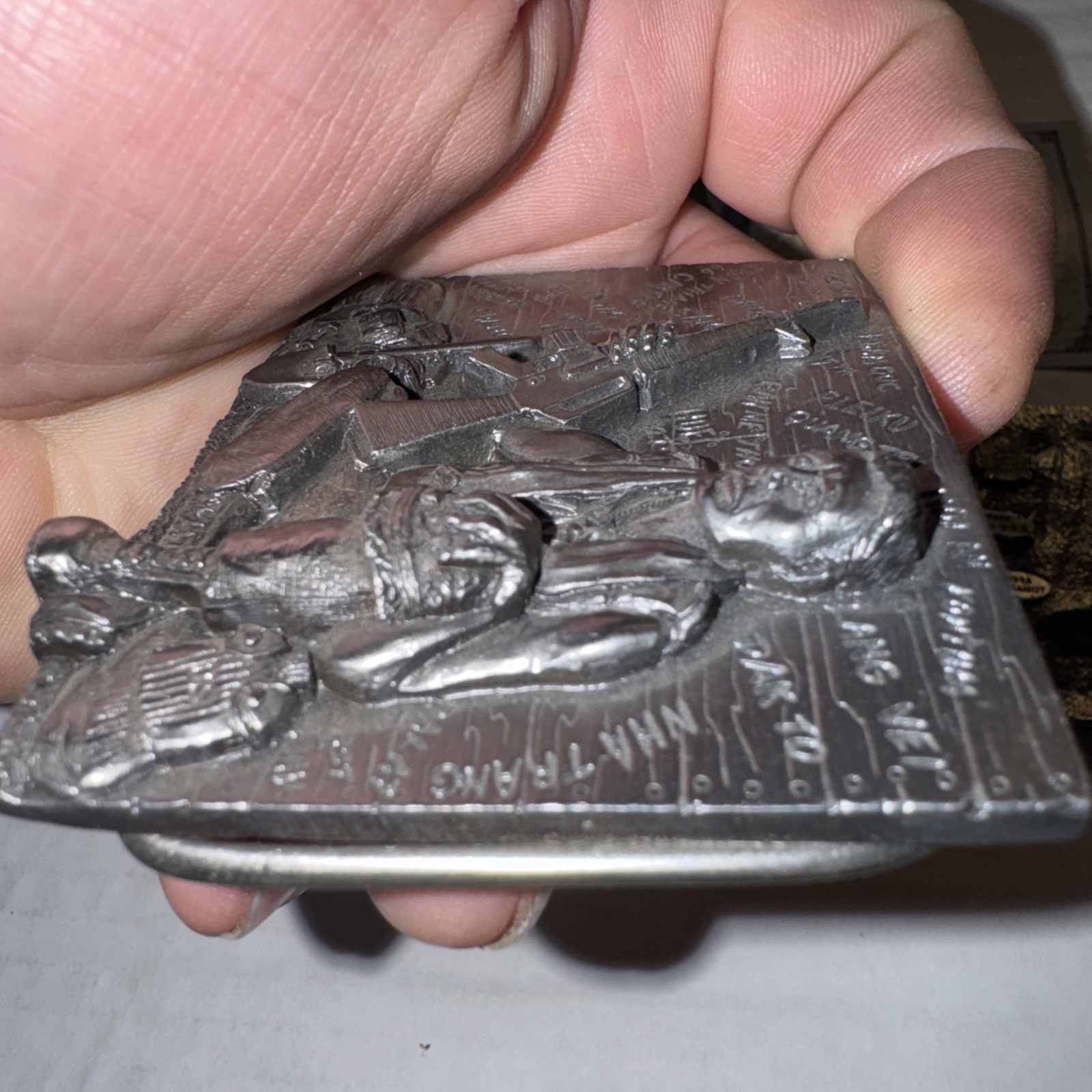 Vintage Military Belt Buckle Vietnam 101ST airborne 1st Cav. New Old Stock ￼