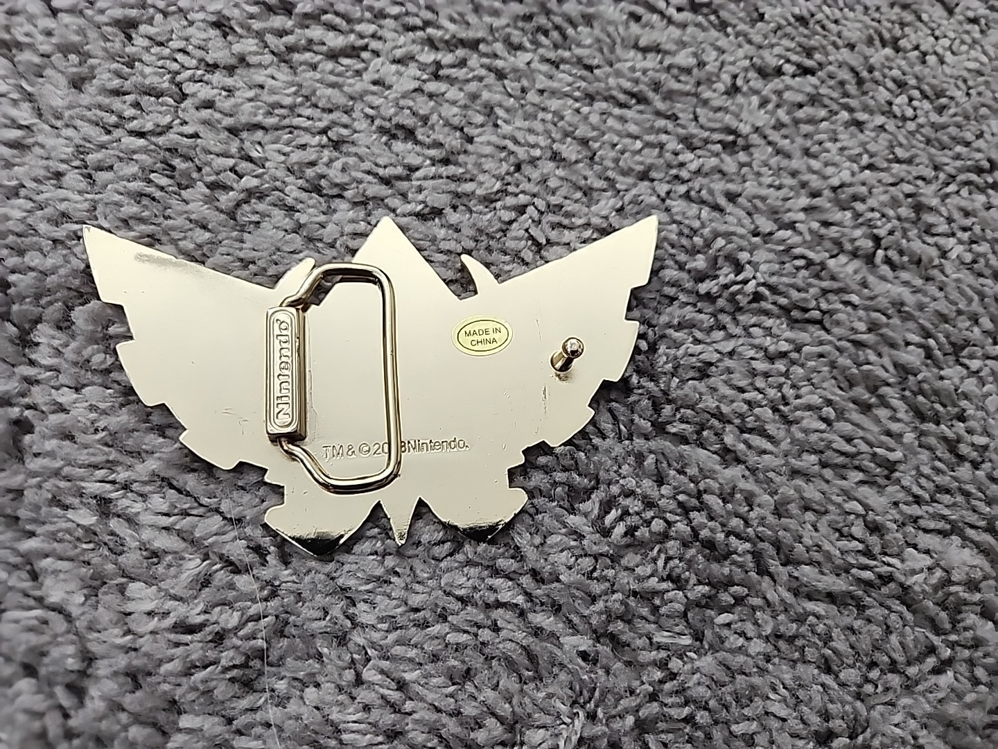 Nintendo Legend of Zelda Triforce Hyrule Crest Belt Buckle Mens Gold/Black