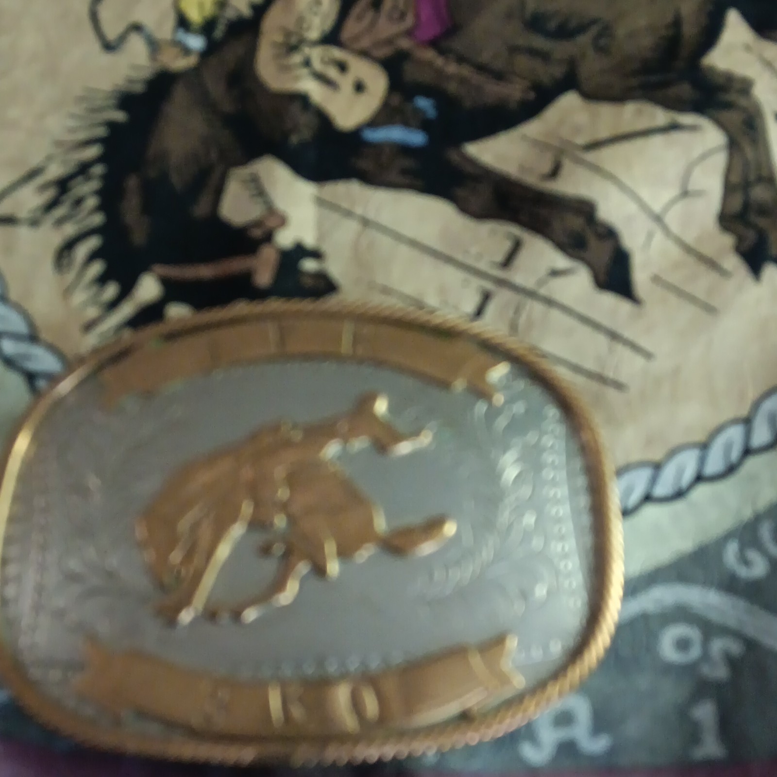 Men&rsquo;s Western Oval Belt Buckle Floral Engraved 2-Tone Antique 1.5in MPN 1973