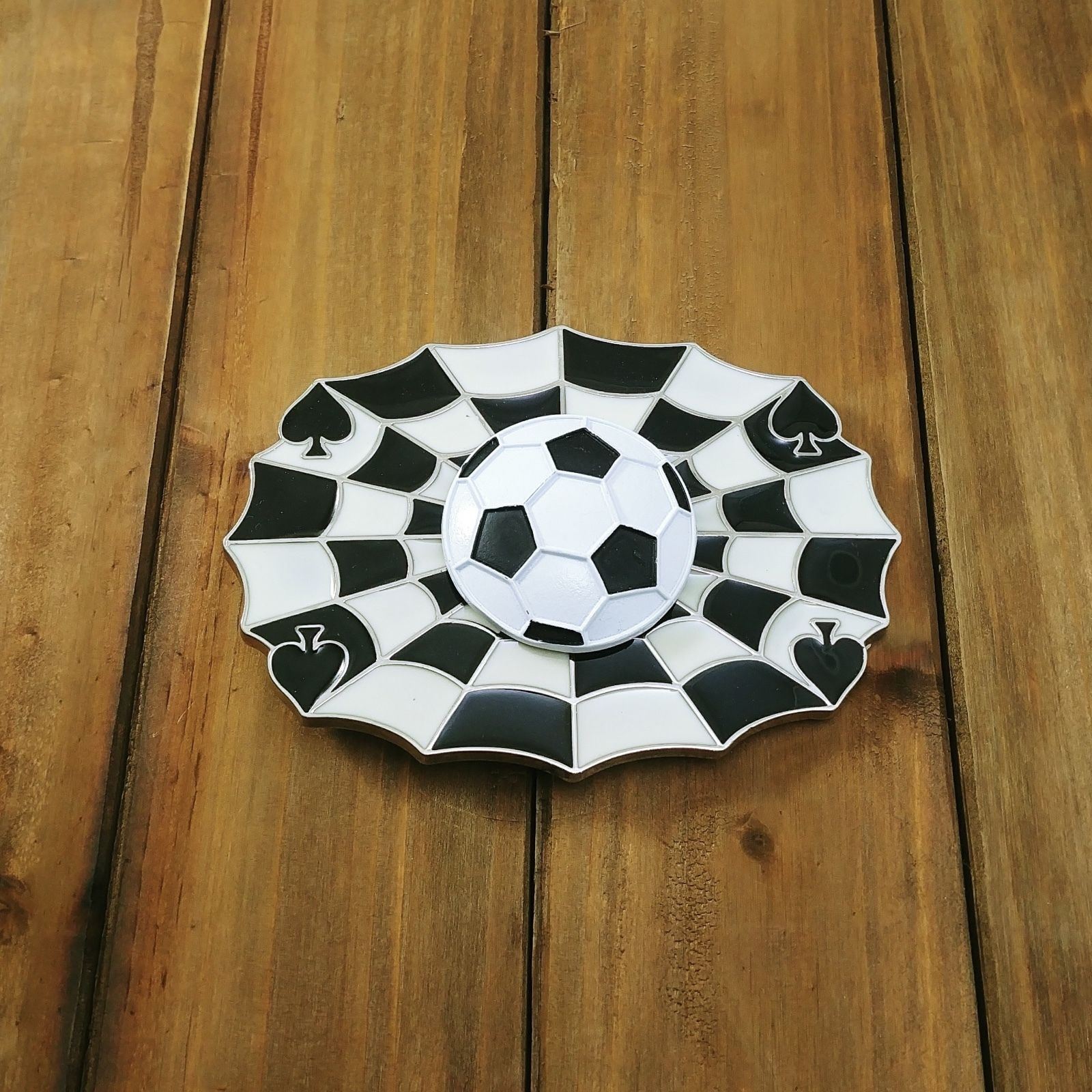 NEW! SOCCER AND SPADES SPINNING SPINNER METAL BELT BUCKLE #101