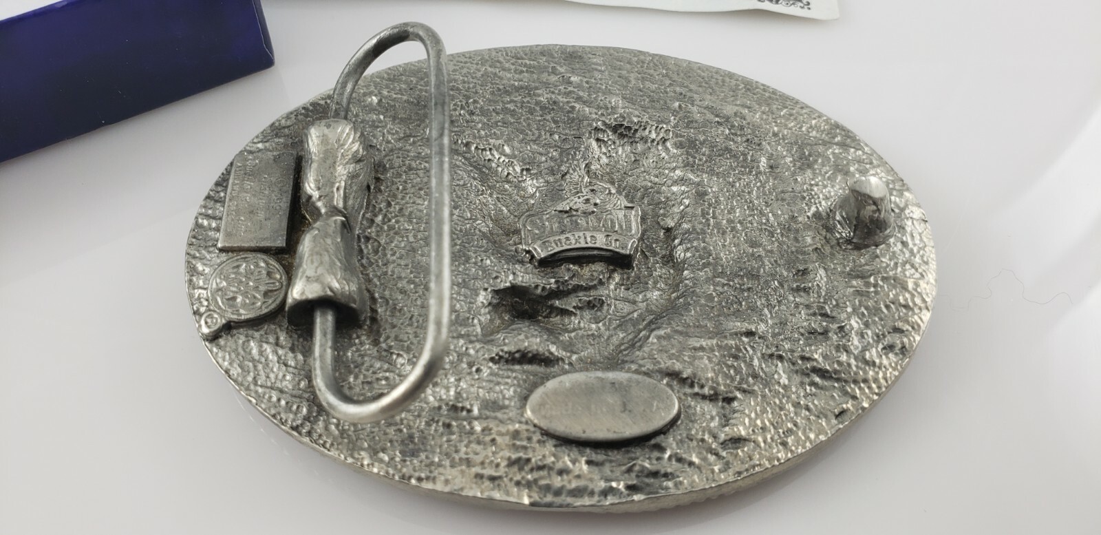 1991 Enamel Eagle Oval Siskiyou-Bergamot Metal Buckle