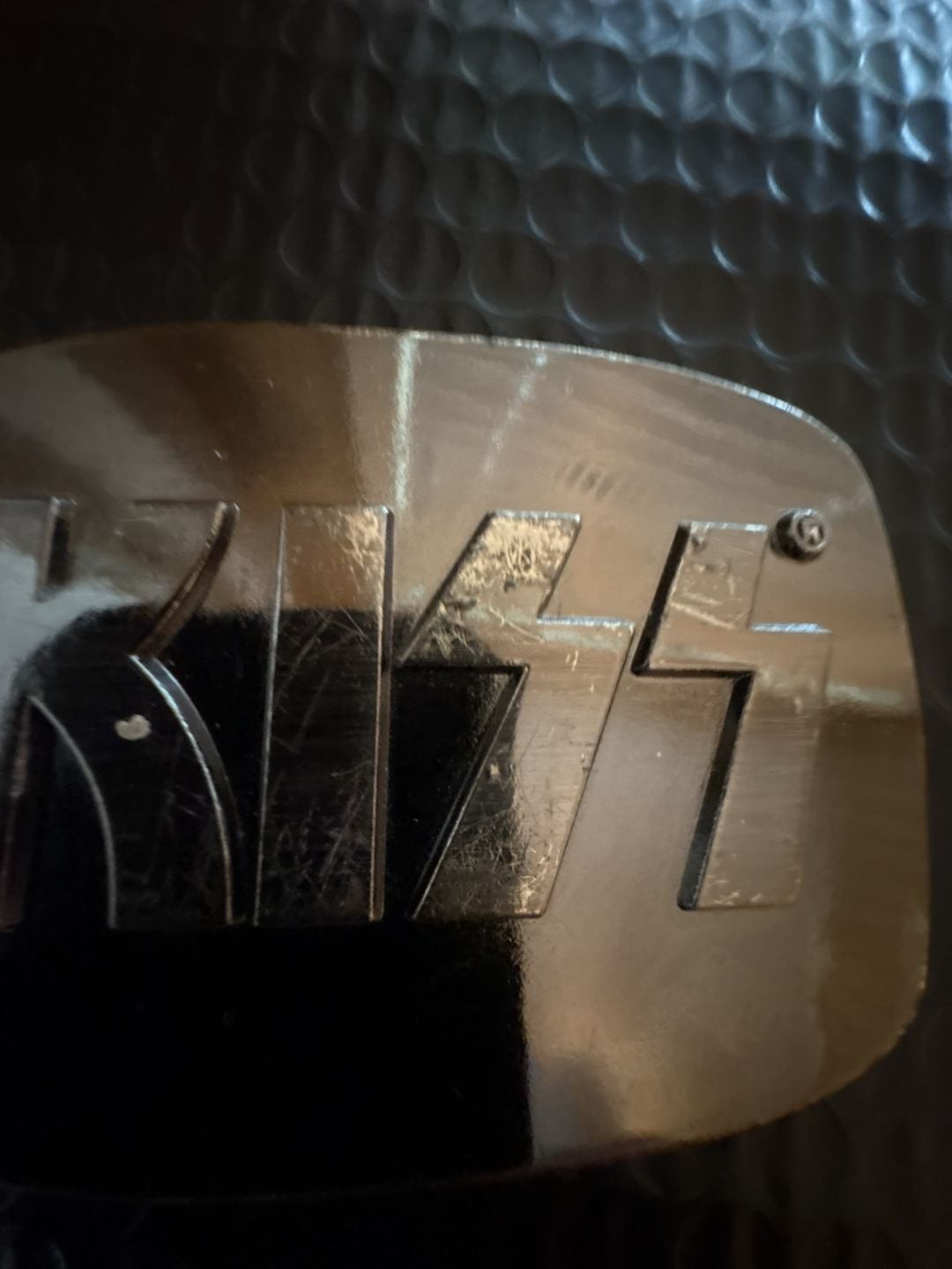 2008 KISS Logo Metal Belt Buckle In Joint Distribution With Signatures Network