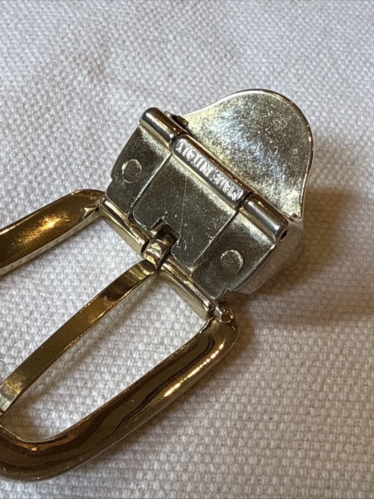 Unisex Gold Tone Belt Buckle Made In Italy With Leather Clip