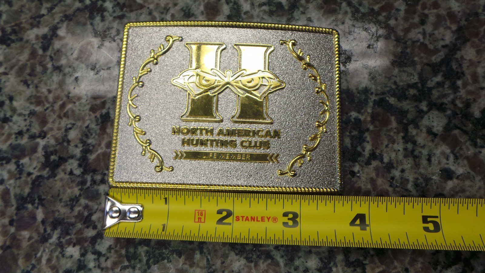 NORTH AMERICAN HUNTING CLUB LIFE MEMBER BELT BUCKLE 3.50&Prime; X 2.75&Prime; 112667-10 U-70