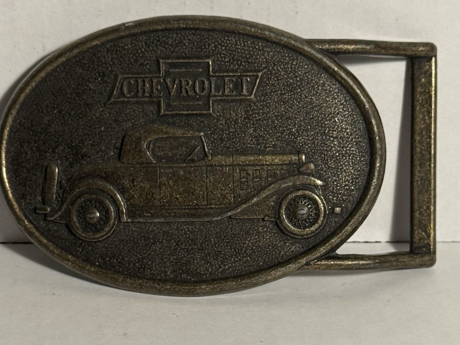 Vintage Chevrolet Bowtie Belt Buckle R.J. Roberts Co Rochester MI 43063 Pewter