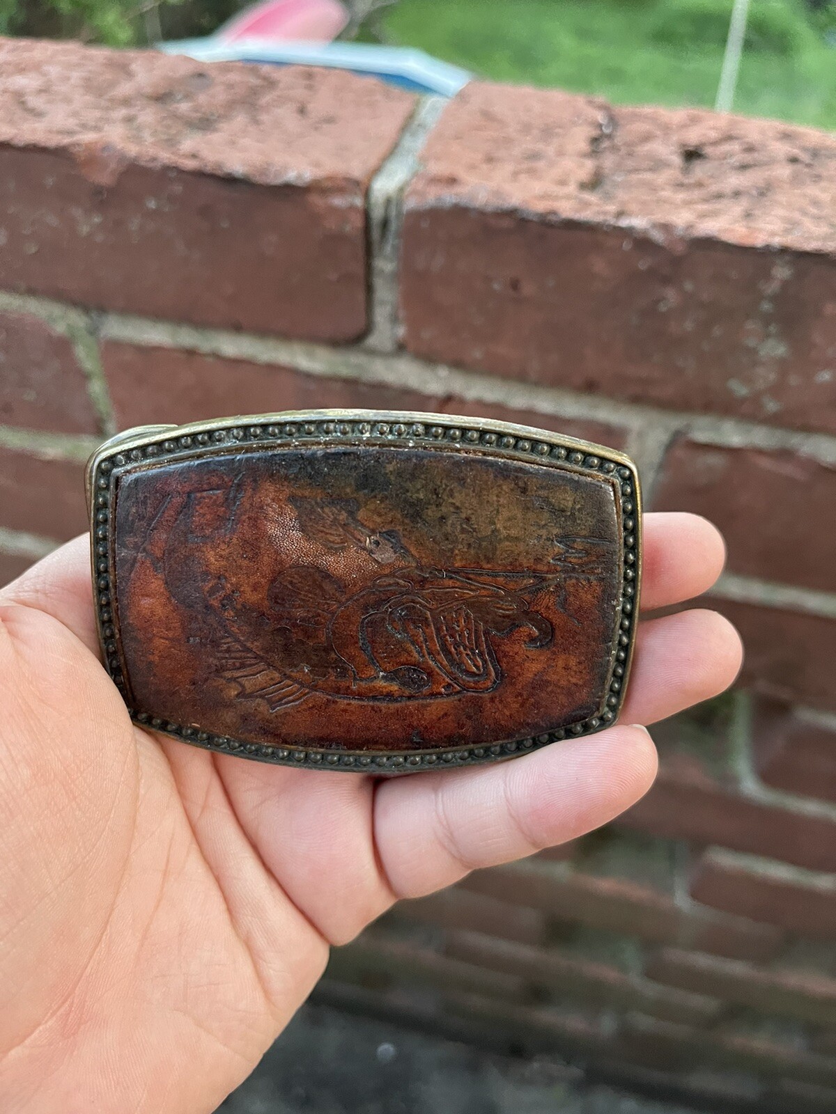 LEAPING BASS METAL & LEATHER BASS FISHING BELT BUCKLE VINTAGE 1970&rsquo;S