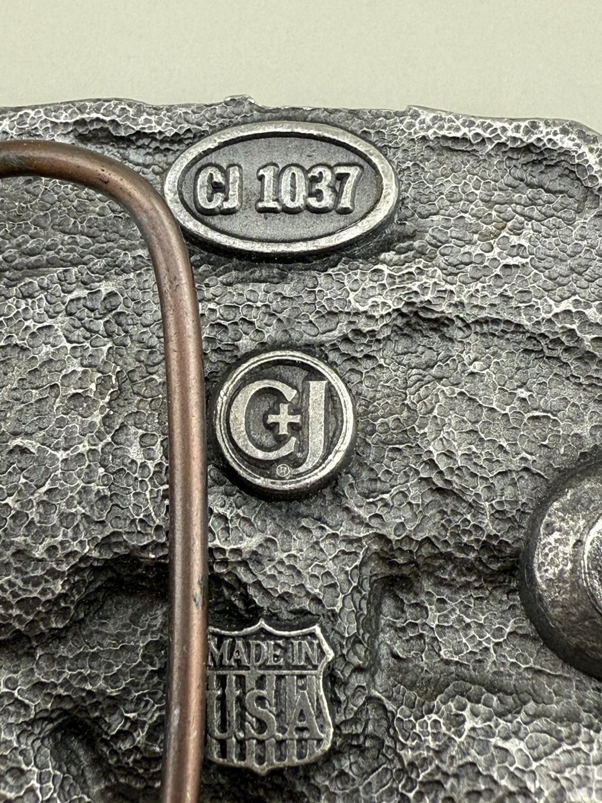 Family Farm Belt Buckle American Tradition Tractor Barn Vintage Pewter C+J 1986