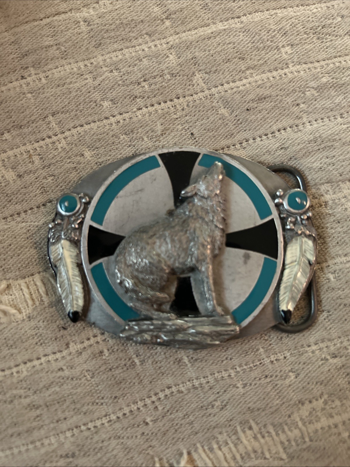 Belt Buckle – Wolf And Feathers