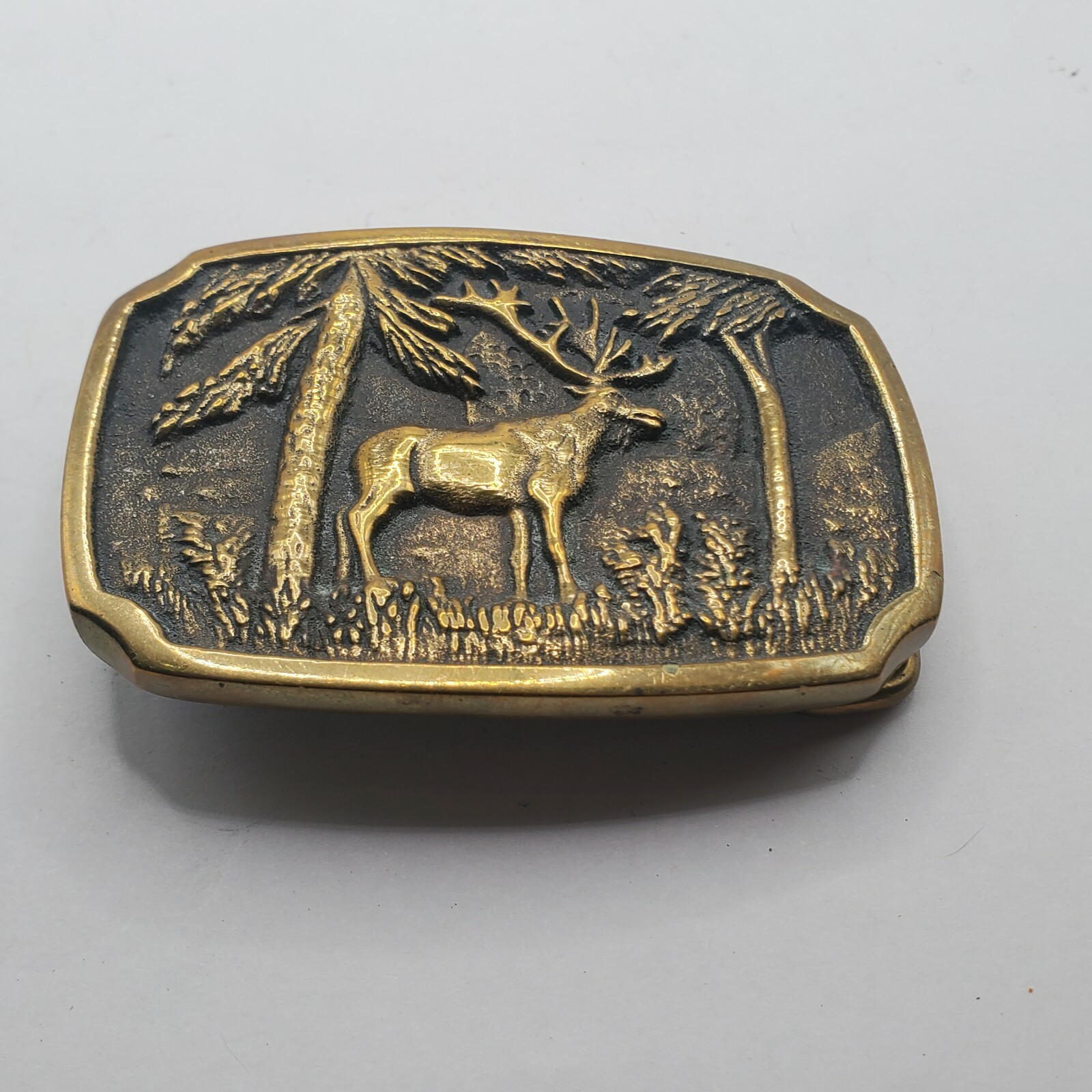 VINTAGE ELK BELT BUCKLE SOLID BRASS COLLECTIBLE HUNTING SPORTSMANSHIP BUCKLE