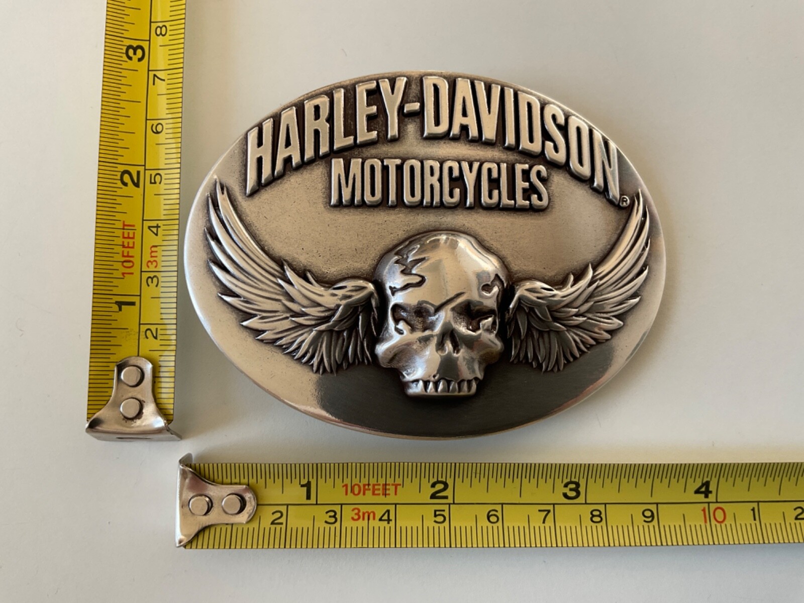 Harley-Davidson men&rsquo;s Skull with Wings belt buckle.#97744-08VM.Silver plated.