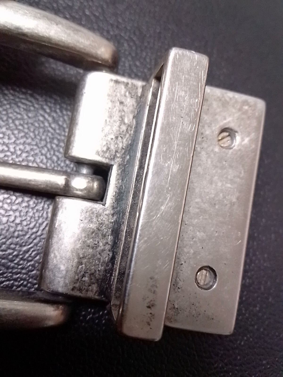Reversible Belt Buckle