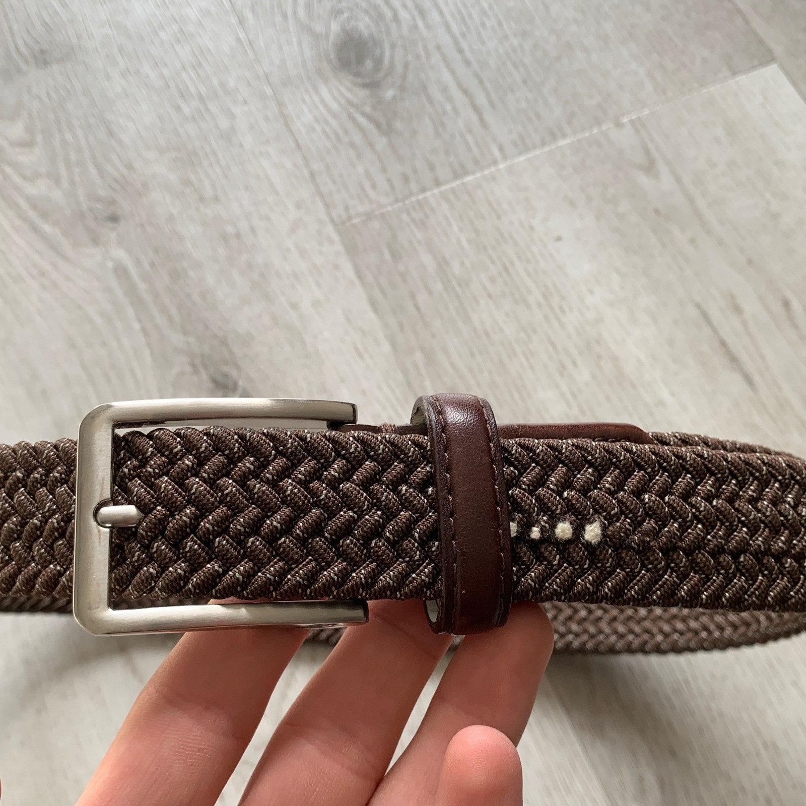 Men&rsquo;s/Unisex Brown Woven Stretch Belt with Silver Buckle Sz 34