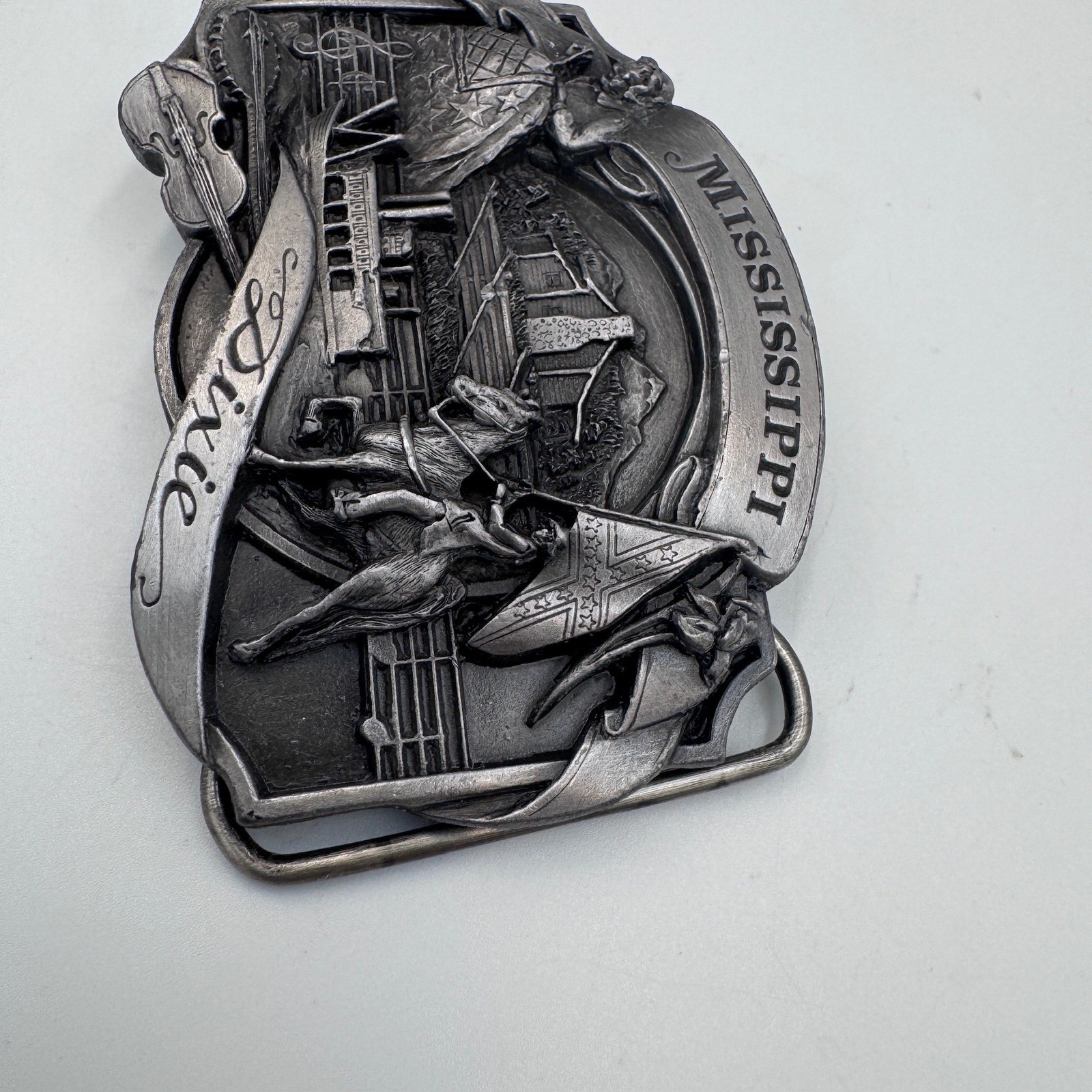 Vintage 1986 Siskiyou Mississippi Dixie Belt Buckle P55 Made in USA Pewter Tone