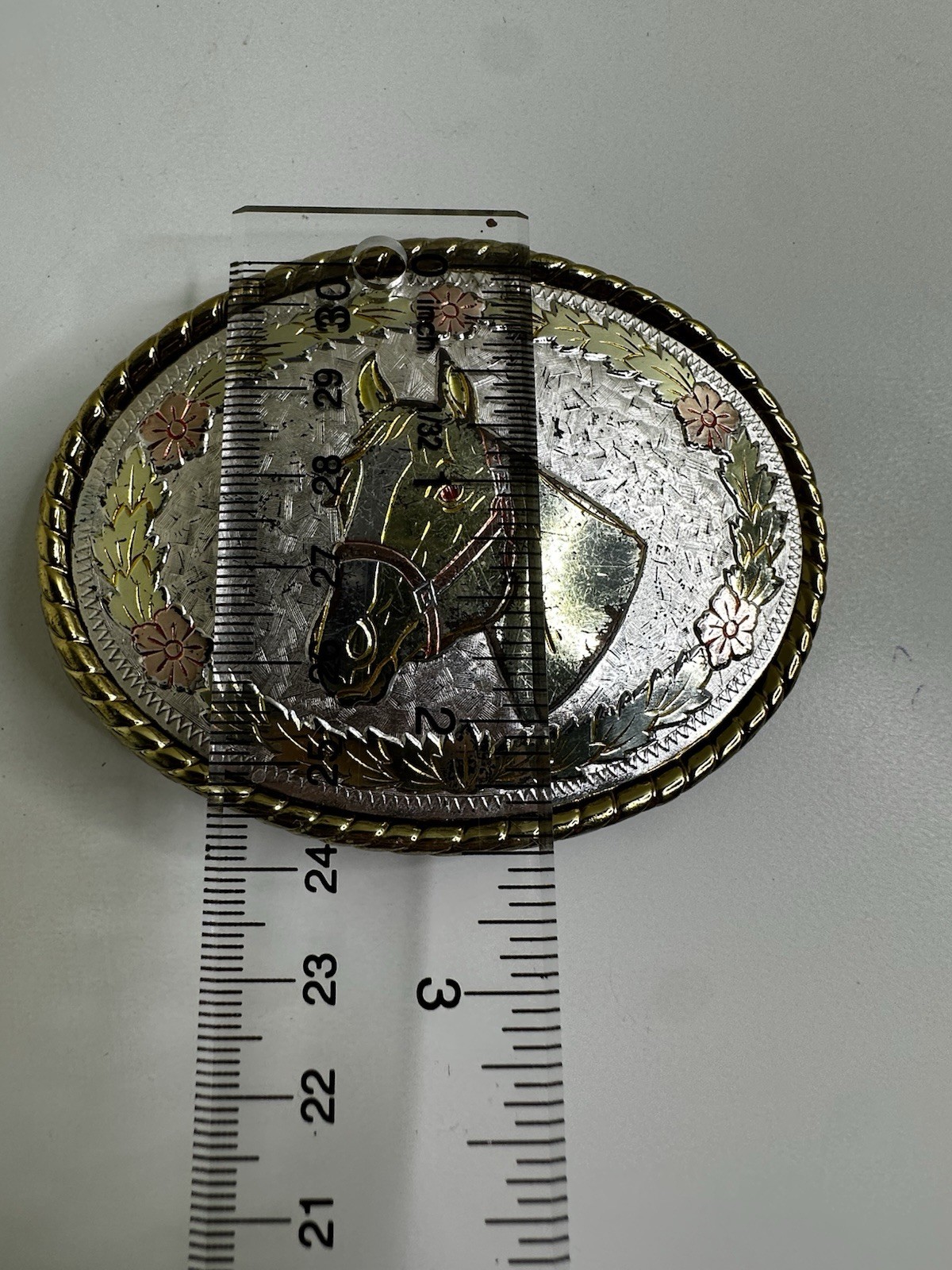 VINTAGE SILVER PLATED HORSE THEME BELT BUCKLE Western Tri Color ROSE AND YELLOW
