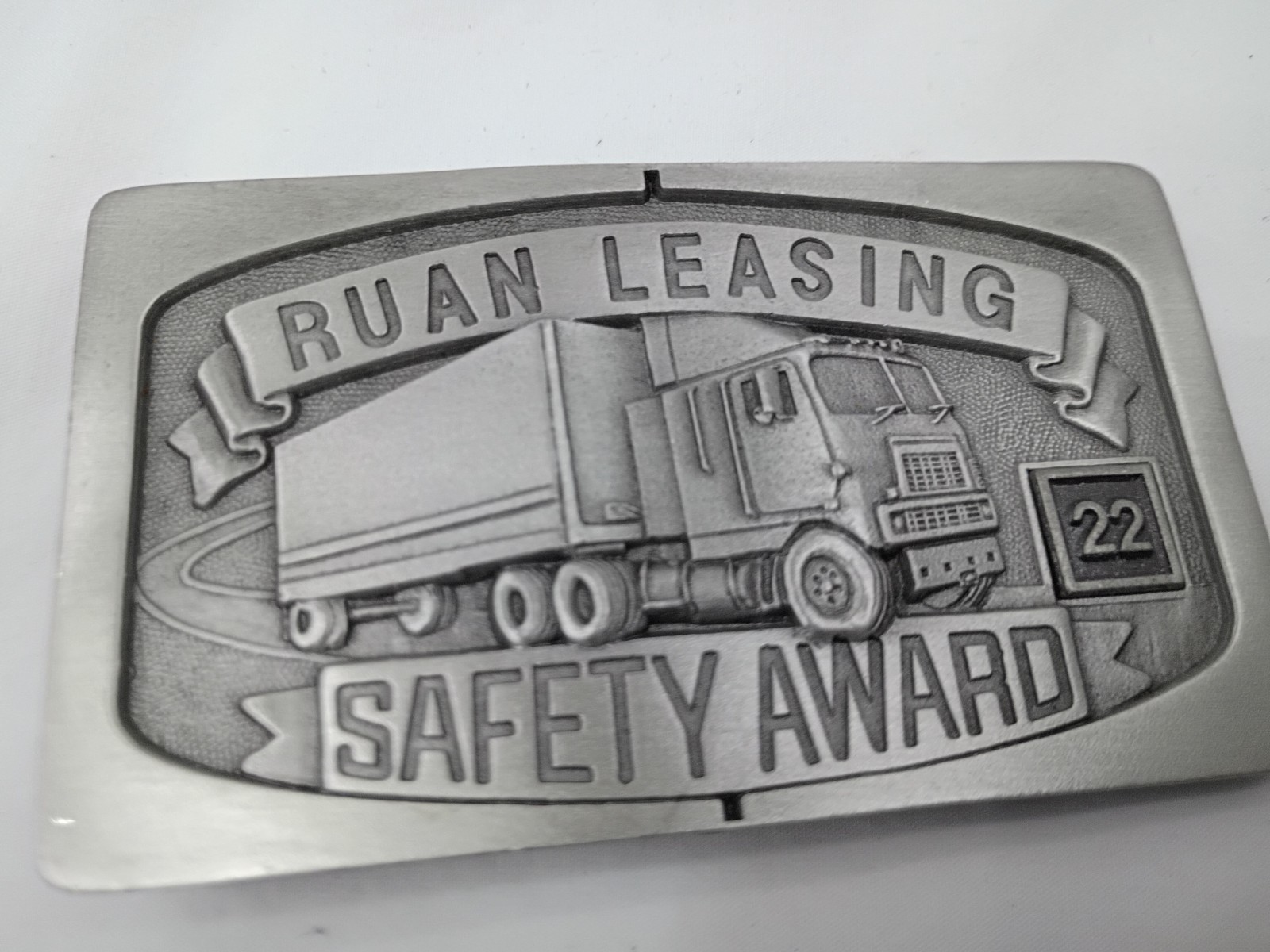 Vintage Ruan Semi Trucking Pewter Belt Buckle Made in USA Year Safety Award « 22 »