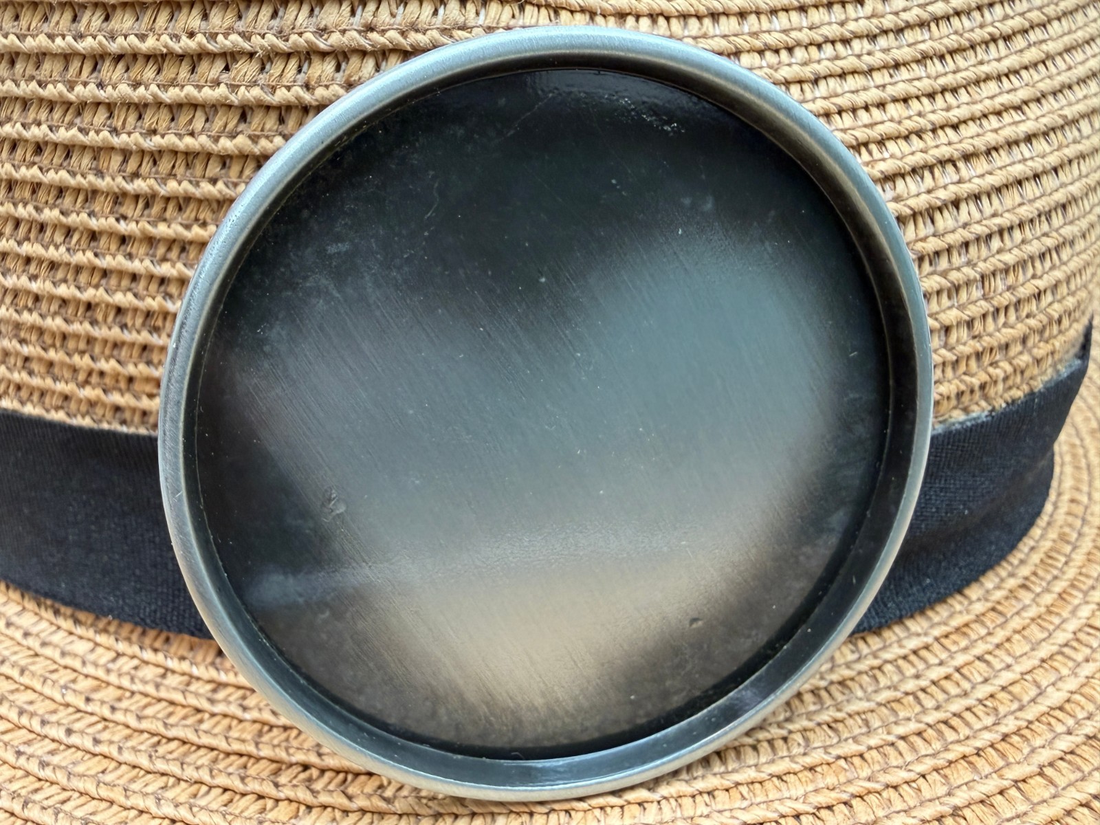 Antiqued Silver Round Simple Belt Buckle