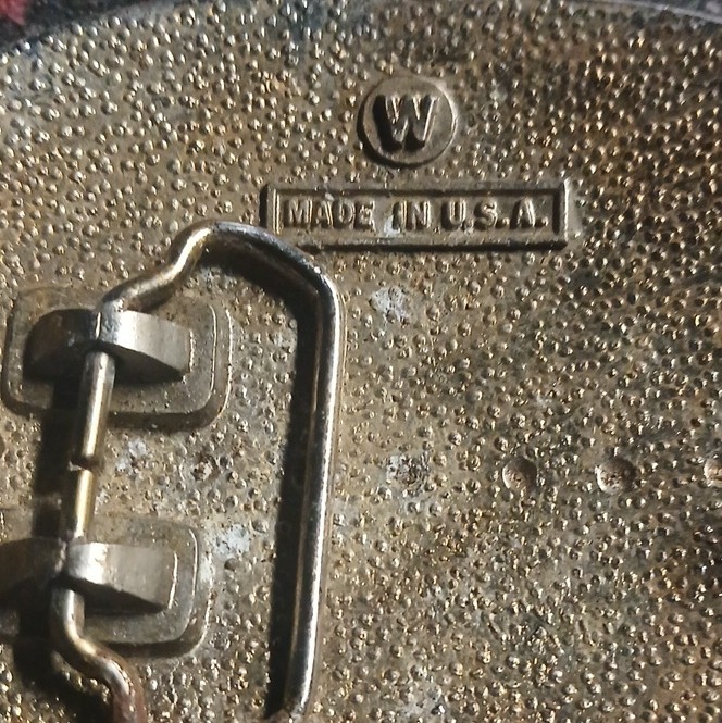 Men&rsquo;s Western Oval Silver Floral Engraved Belt Buckle Fits 1.5 in Belt