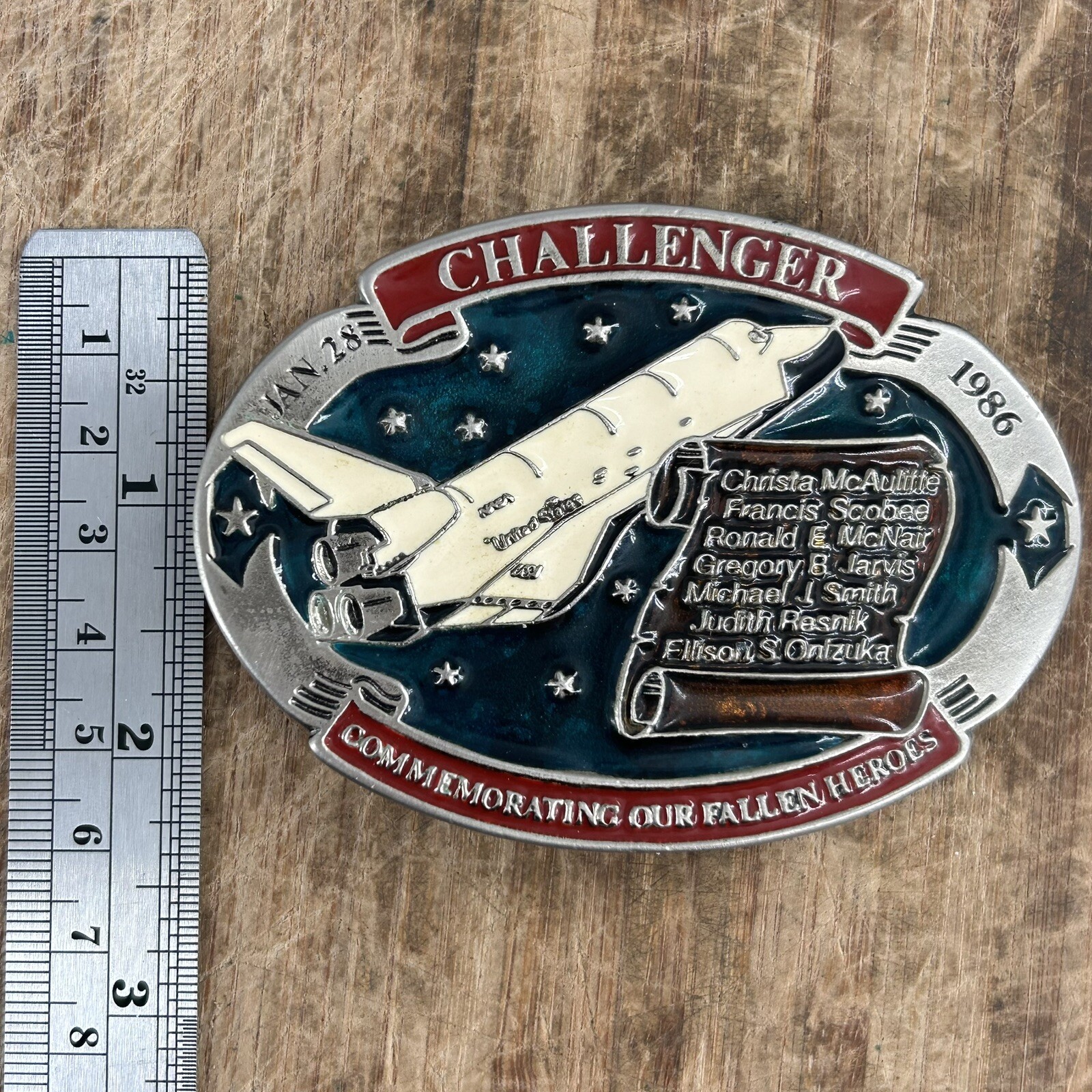 Vintage NASA Space Shuttle CHALLENGER Jan 28 1986 Commemorative Belt Buckle 2349