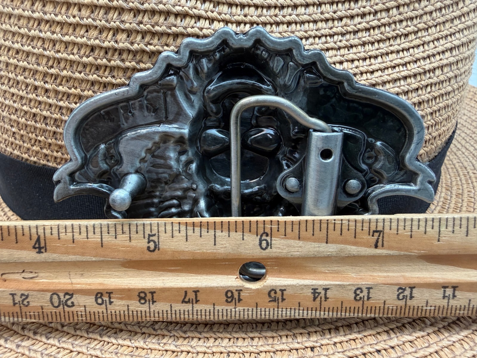 Antiqued Silver Retro Skull With Wings Western Belt Buckle
