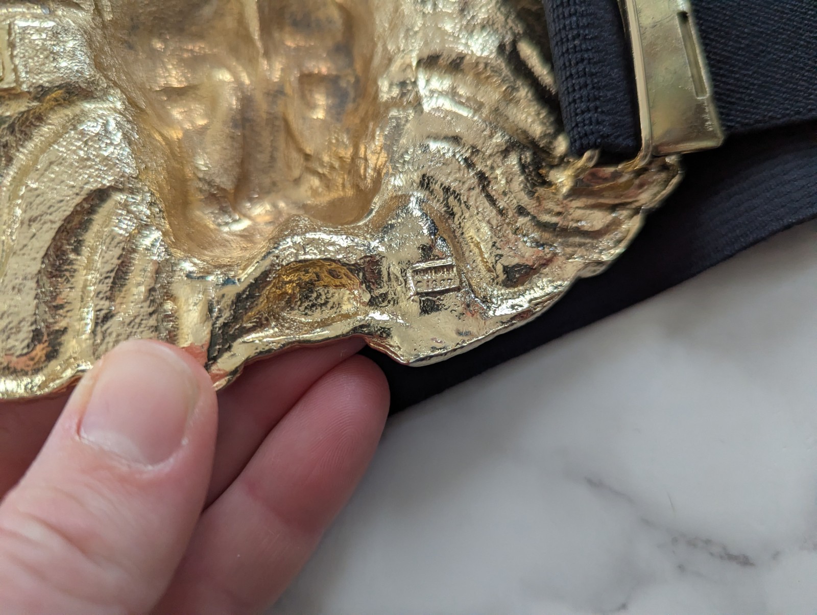 Vintage Lion Head Oversize Gold Metal Belt Buckle Elastic Fashion Belt 80&rsquo;s 90&rsquo;s