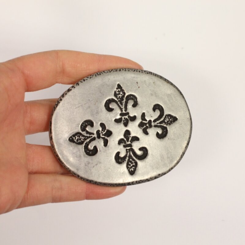 Fleur-de-Lys Belt Buckle Oval Antique Silver Hammered Effect Medieval Design