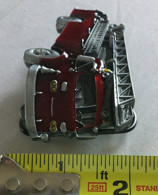 RED FIRE LADDER TRUCK SHAPED CUTOUT BELT BUCKLE BERGAMOT BRASS WORKS USA 1978