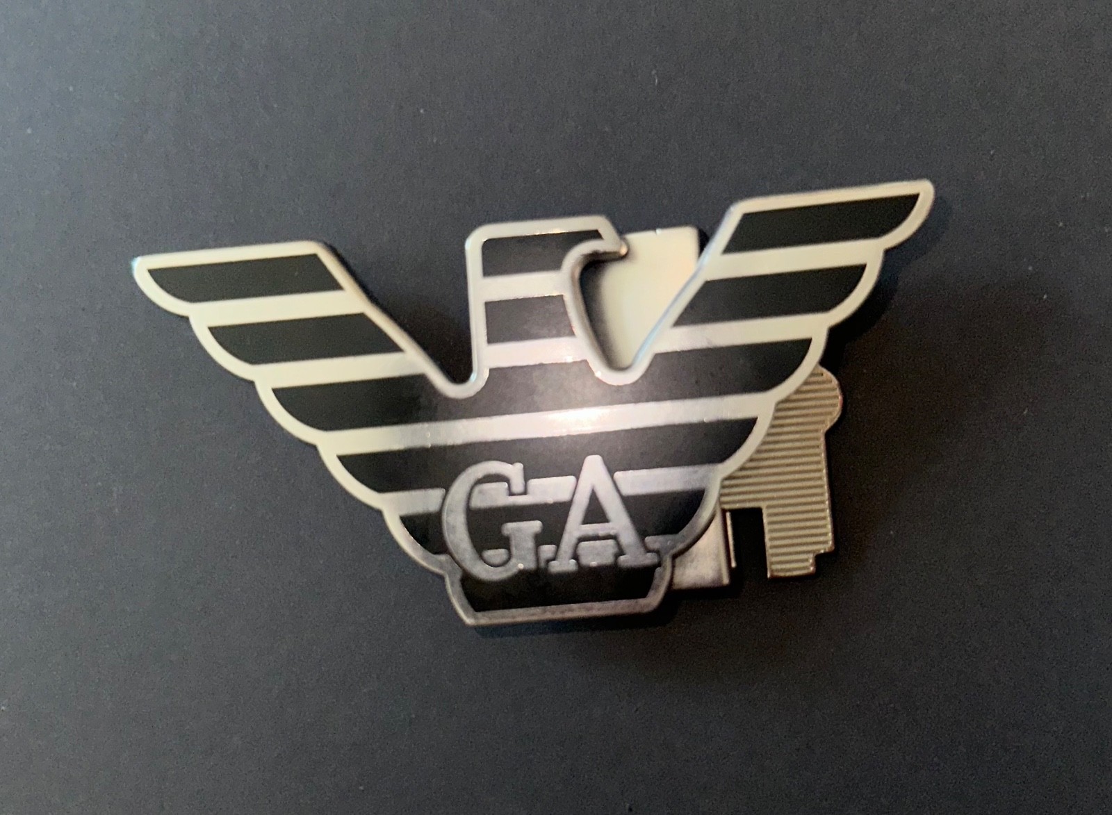Emporio Armani GA Eagle Logo Metal Belt Buckle – Silver & Black – Pre-Owned