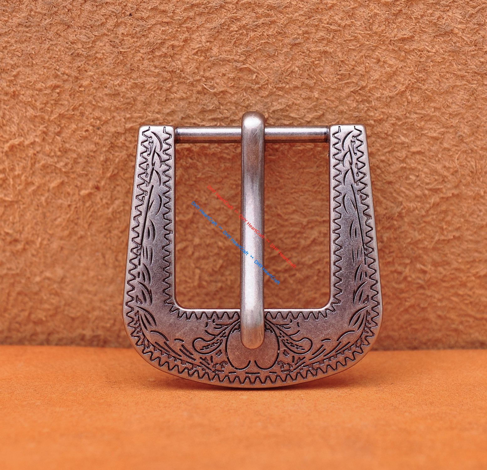 Men Retro Flower Carved Antique Western Cowboy Metal Buckle fits Leather Belt 1&Prime;