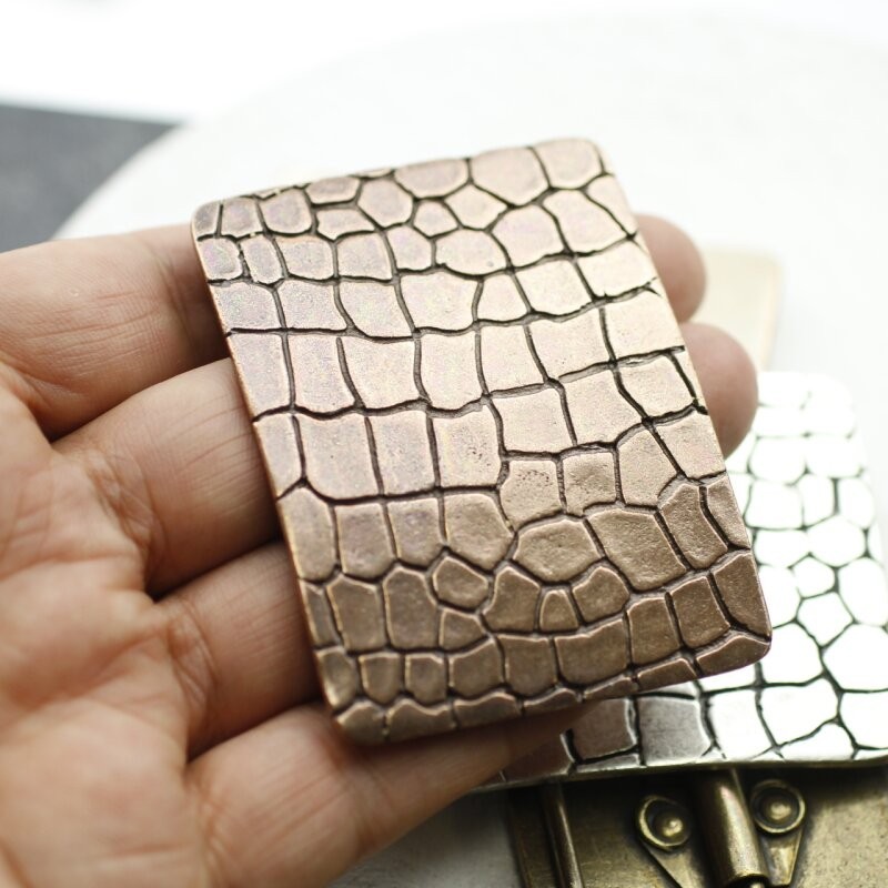 Croco Look Antique Copper Belt Buckle – Modern Minimal Design with Reptile Look