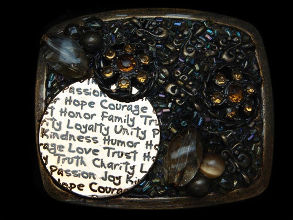 PL13109 REALLY COOL **BEADS, STONES, CRYSTALS** DESIGN FASHION ART BELT BUCKLE