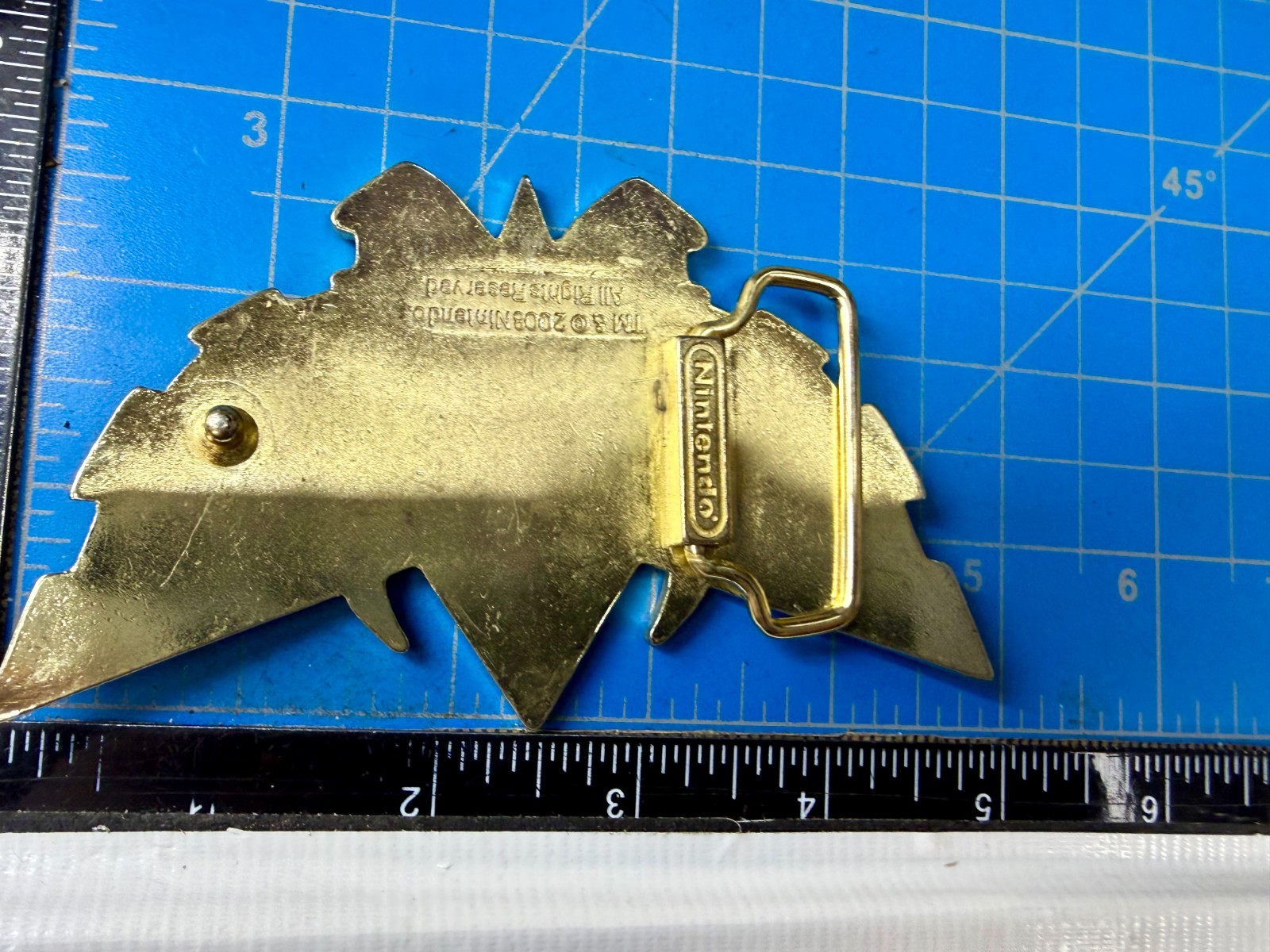 The Legend of Zelda Iconic Golden Hylian Crest 2008 Nintendo Belt Buckle