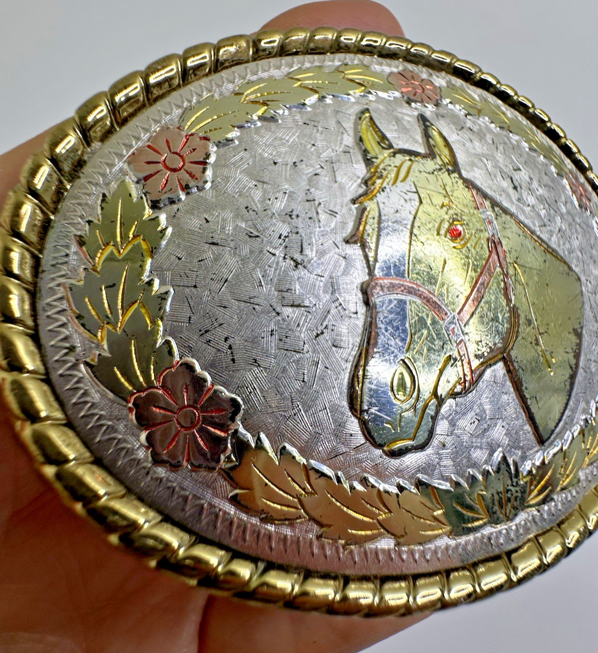 VINTAGE SILVER PLATED HORSE THEME BELT BUCKLE Western Tri Color ROSE AND YELLOW