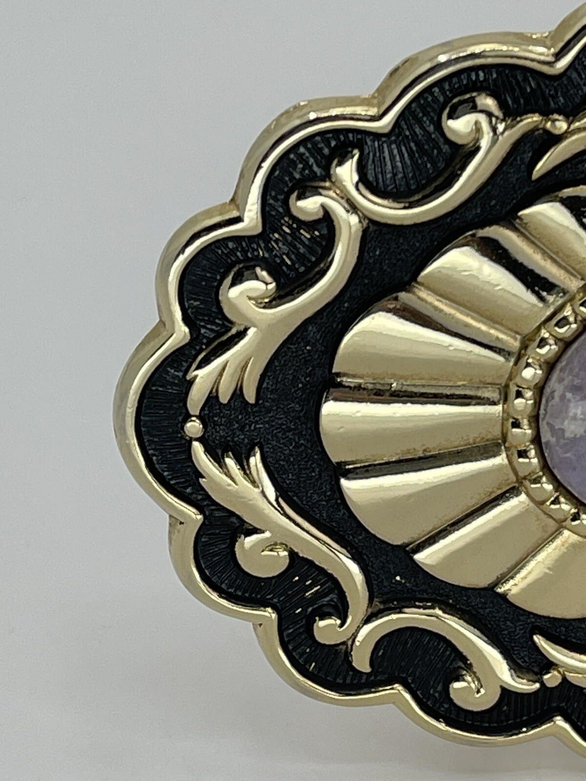 Belt Buckle Lavender Jade Cabochon oval gold tone black enamel background