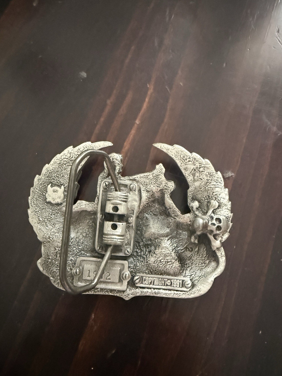 Hell on Wheels 1972 Silver Metal Winged Skull Biker Belt Buckle 1.5in