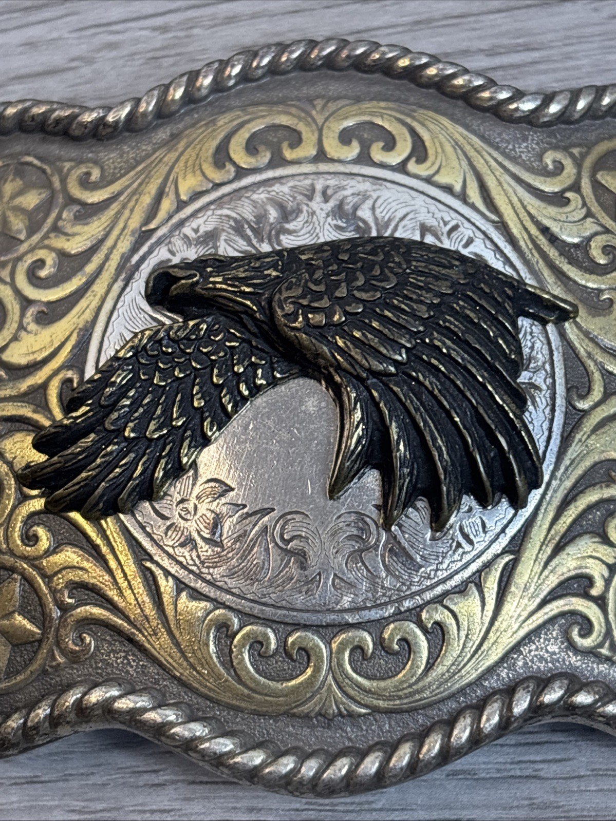 Eagle Belt Buckle Gold And Silver Bird Flying 3.5×2.5