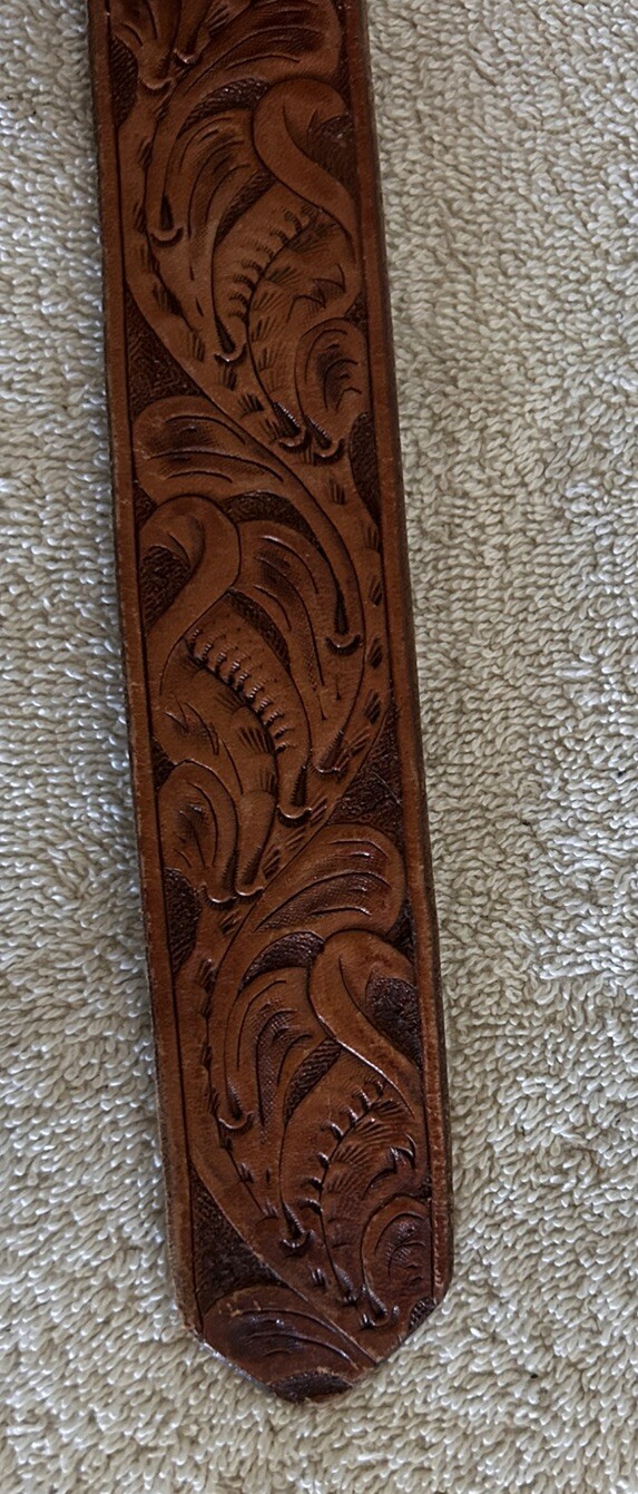Western Vintage Men&rsquo;s Belt Buckle Custom Personalized Monogrammed Leather Belt