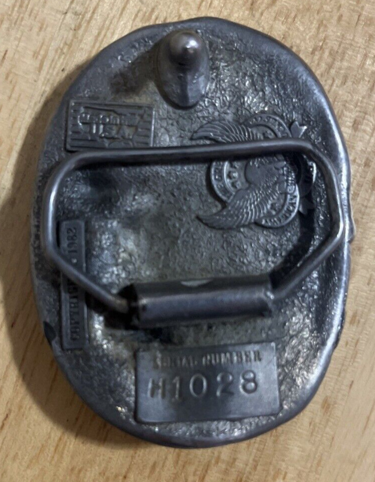belt buckle