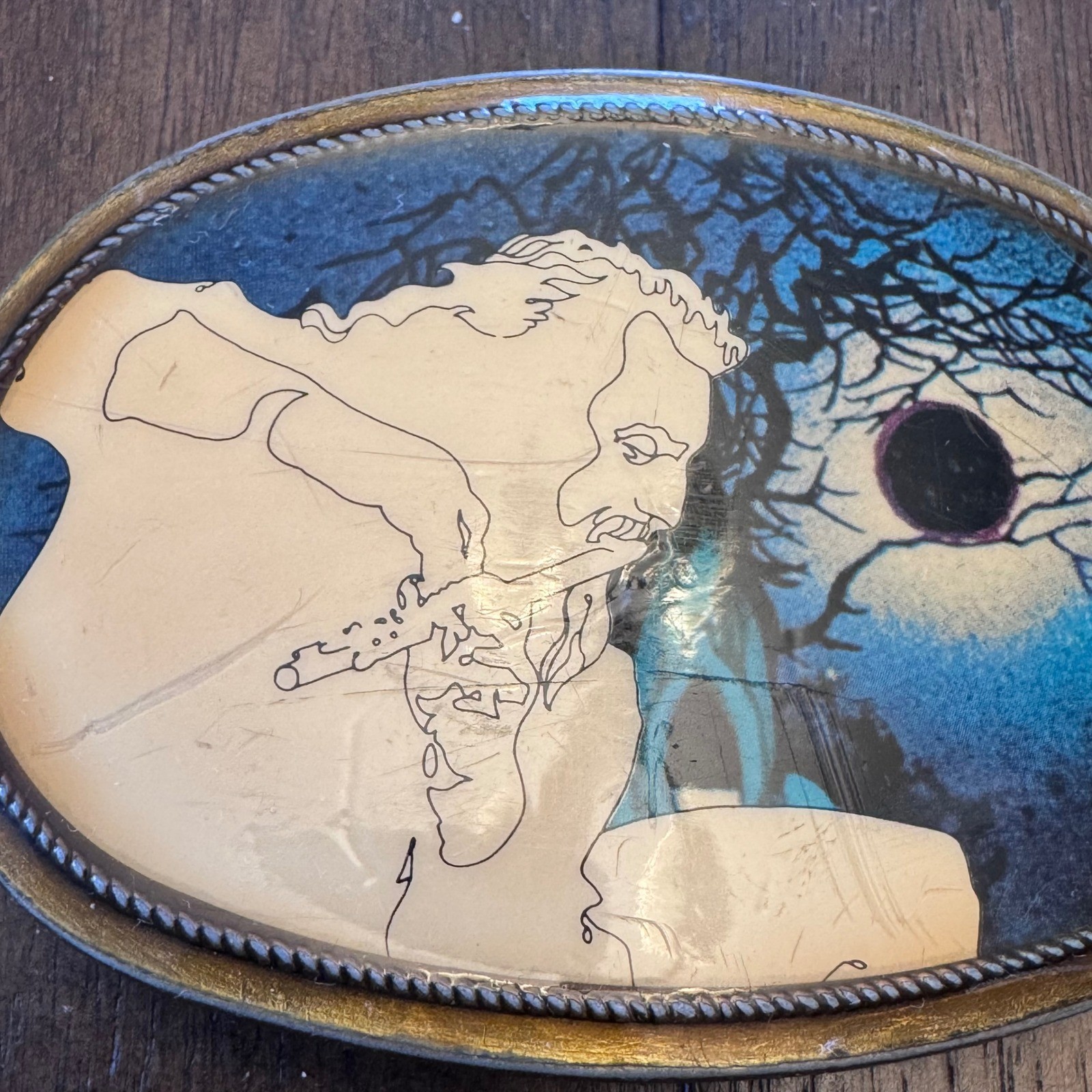 Jethro Tull 1976 Pacifica Belt Buckle Man Playing Flute Moon Tree Scene