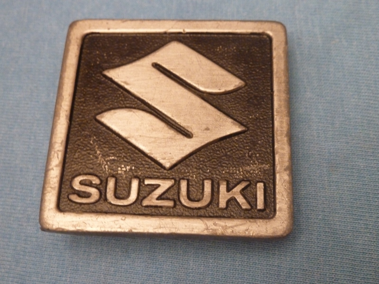 VINTAGE SUZUKI GS1000 GT750 T500 BELT BUCKLE – OWNERS MANUAL LISTED AS WELL