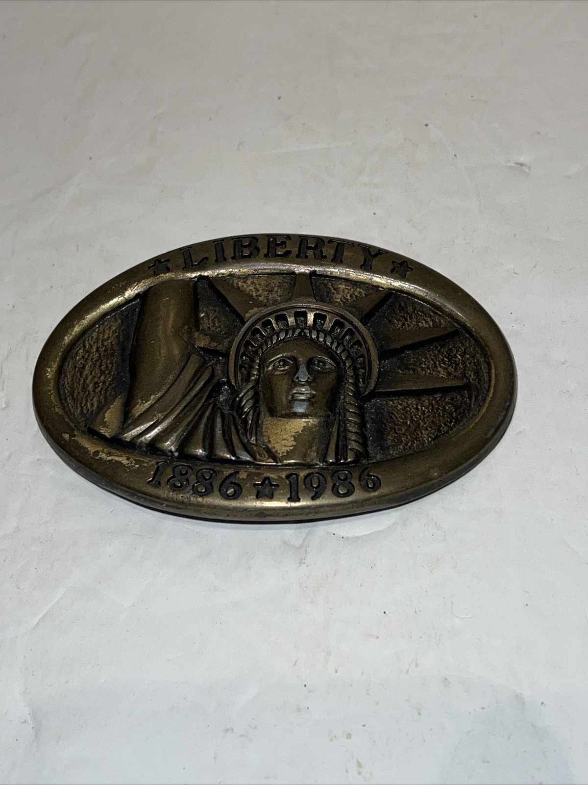 Vintage belt buckle Centenennial Statue of Liberty 1886 1986