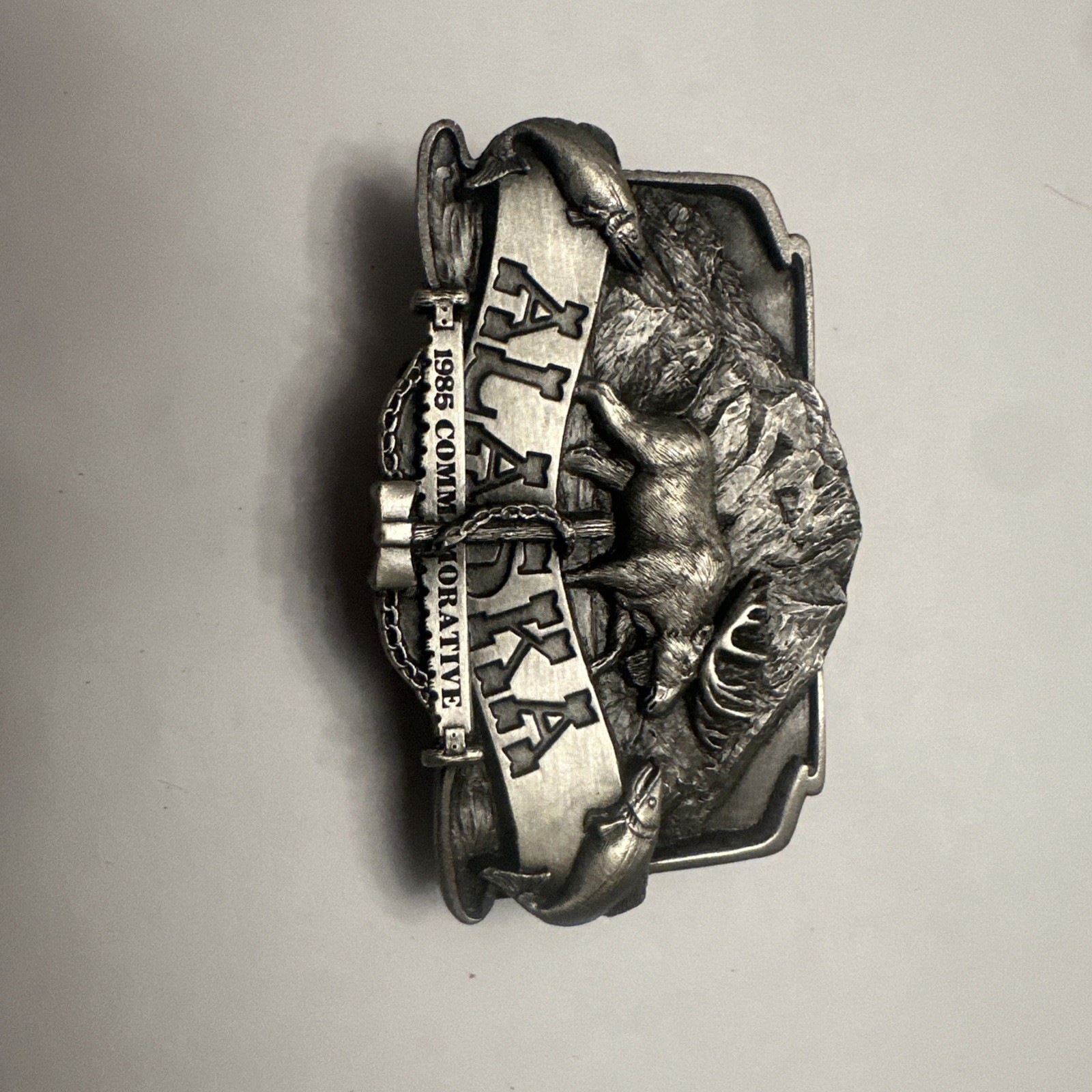 1985 Siskiyou Alaska Commemorative Belt Buckle Moose Salmon Limit 5000