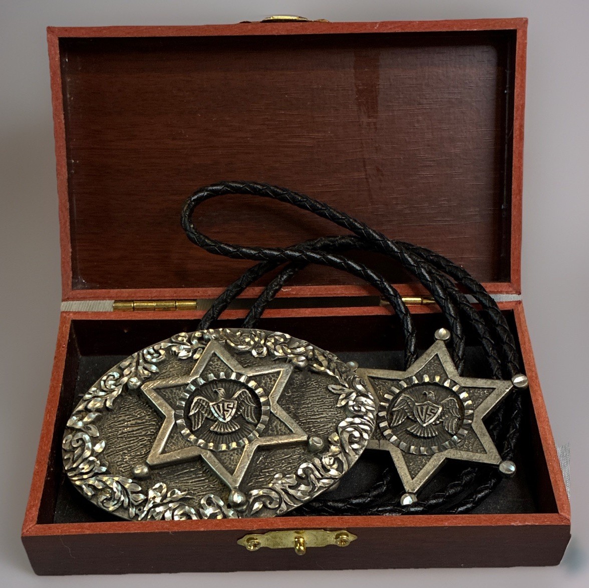 VTG 1992 EGE Diamond Cut Heavy Pewter US Marshall Buckle and matching Bolo Tie