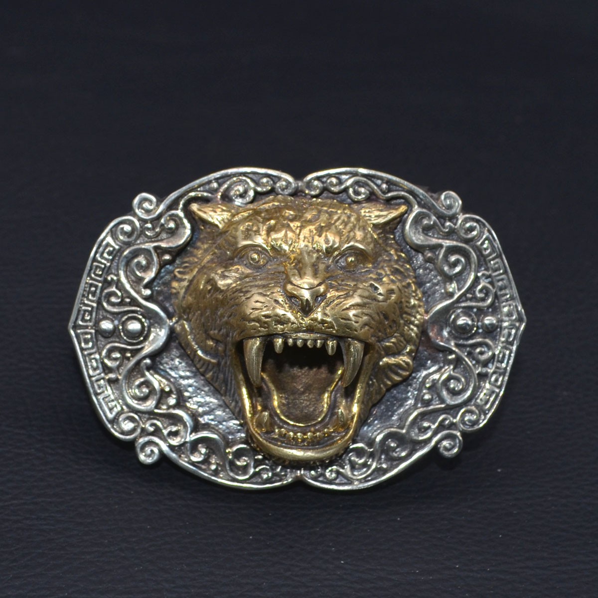 Brass & White Copper 3D Tiger Belt Buckle, Suitable for belts 1.5-in wide