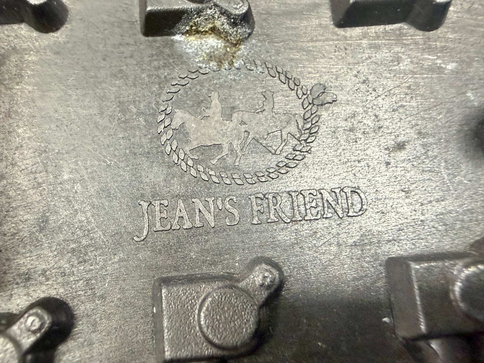 Guitar Head Stack Tuning Keys Black Enamel Cutout Belt Buckle by Jean&rsquo;s Friend