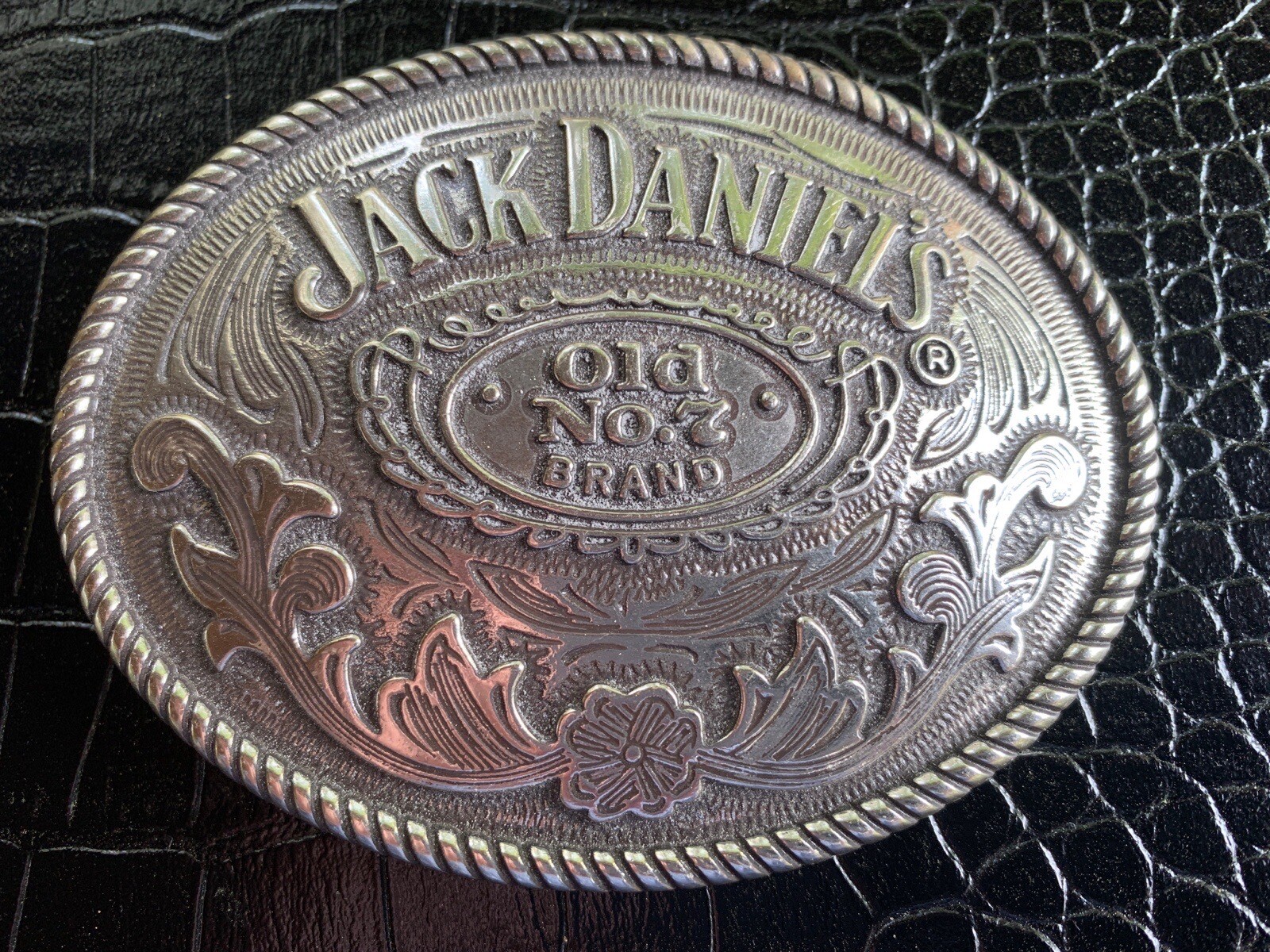 Jack Daniel’s Belt Buckle Old No. 7 Silvertone Oval Chunky 4” X 3” 2005 1.75”