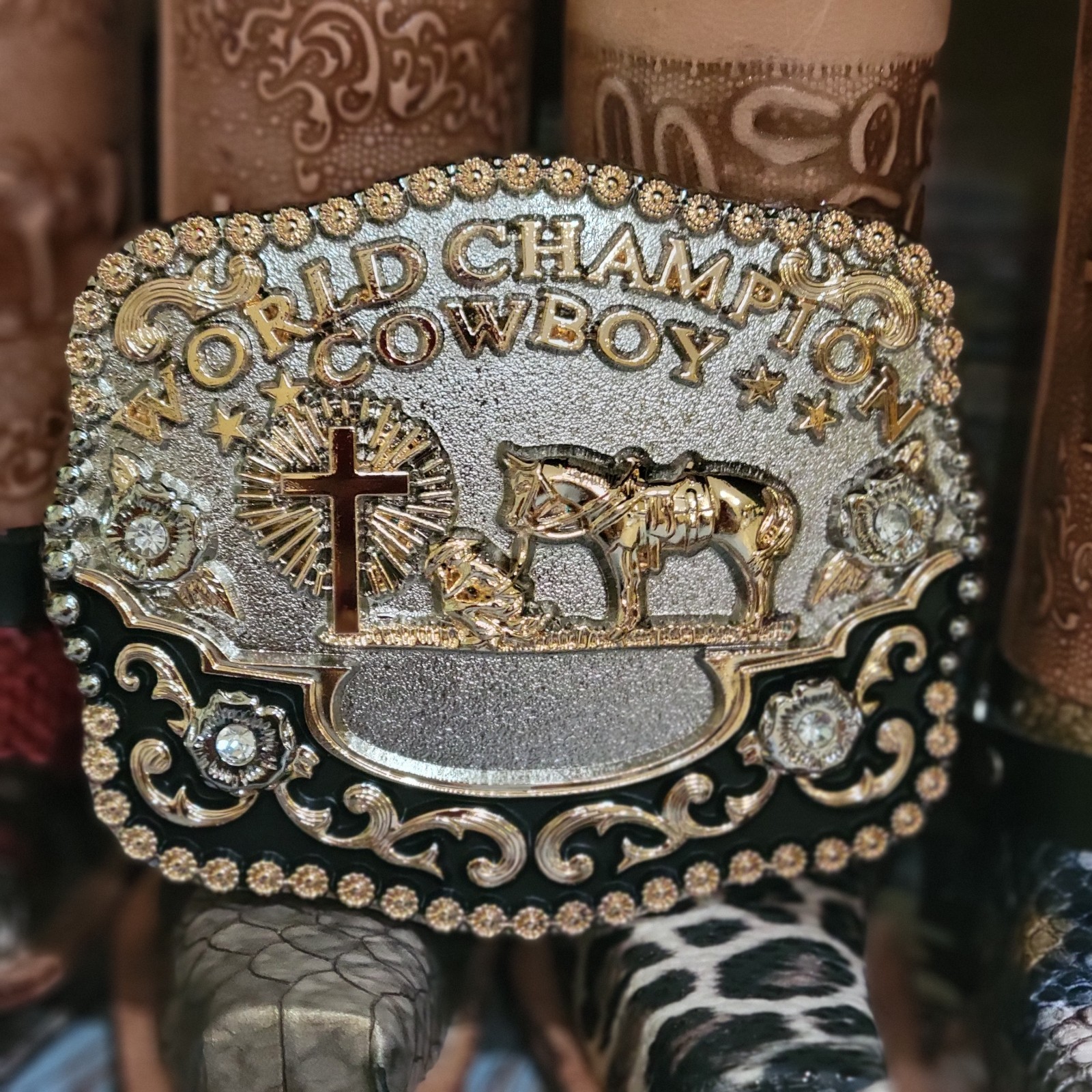 Praying Cowboy Champion Belt Buckle Western Hebilla Rodeo Silver & Rosetone